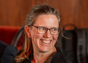 EMA25-VP-VictoriaDarbyshire0003.png